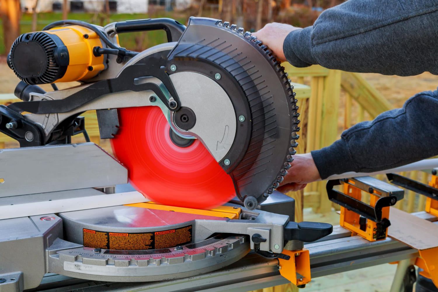 Kompaktowa, mocna mini piła tarczowa